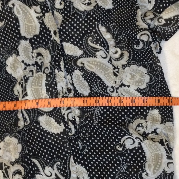 Pretty Paisley and Floral women’s Blouse - Picture 6 of 8
